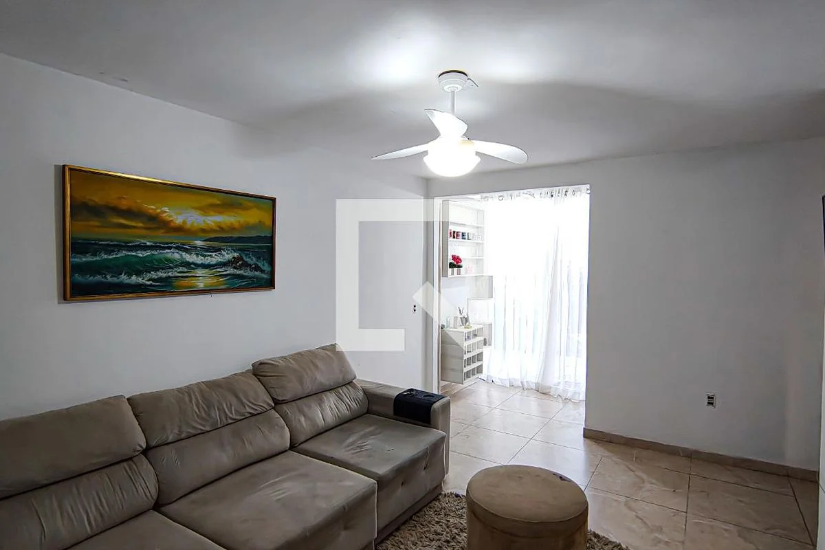 Apartamento para alugar com 72m², 3 quartos e 1 vaga